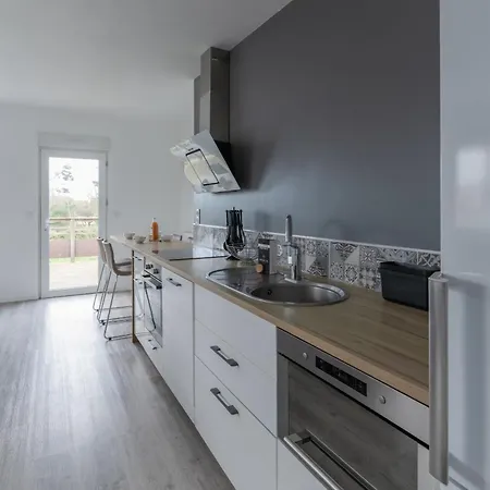 Roscaroc Enez Ar Beg - T2 Proche Appartement Ploudalmézeau